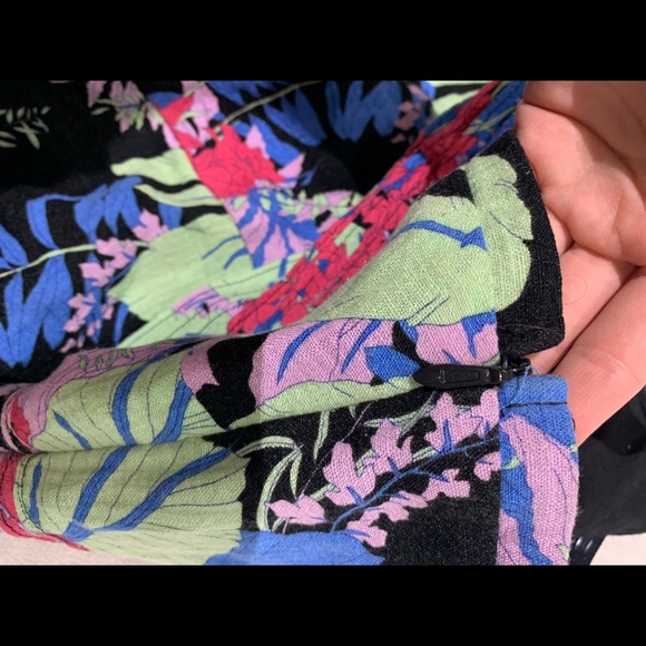 Kimchi Blue Floral Romper - Picture 4 of 7